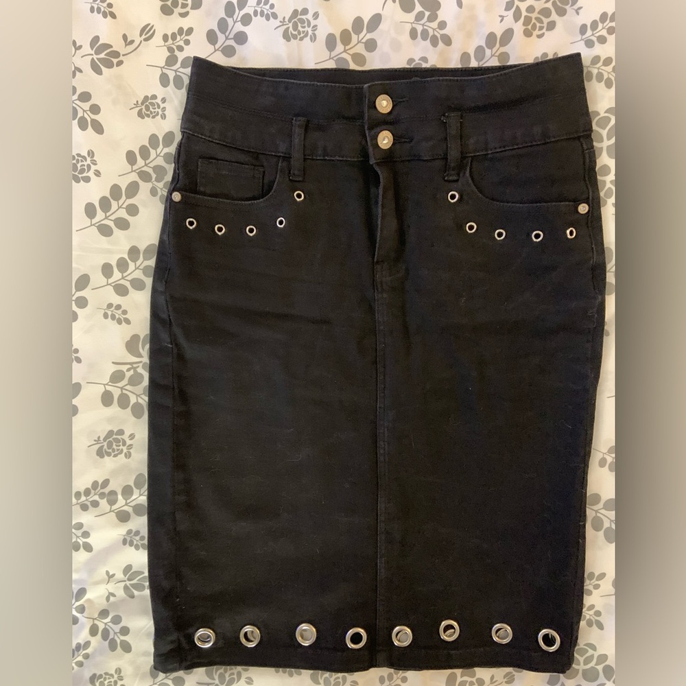 Women’s Black Denim Skirt